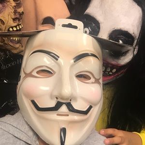 Meet your Posher, Vicky